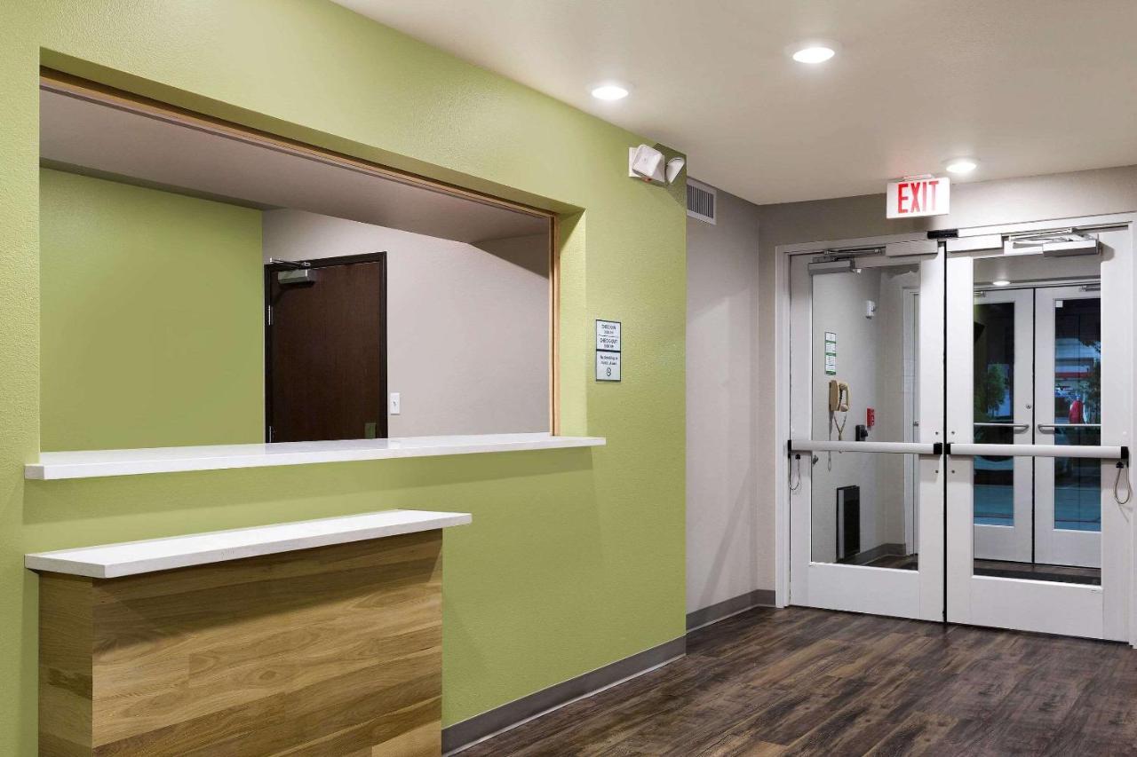 Woodspring Suites Houston Iah Airport Humble Exterior photo
