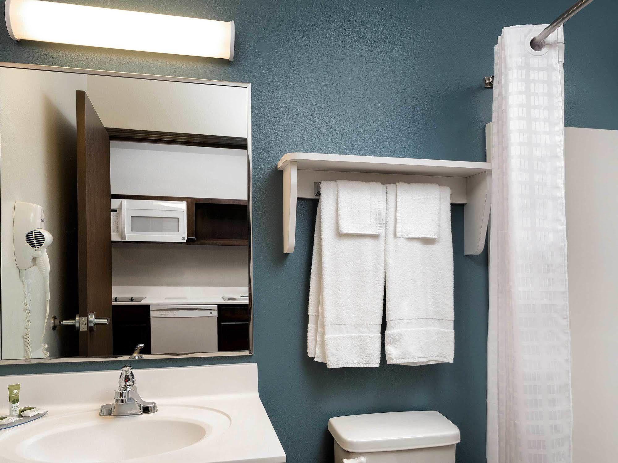 Woodspring Suites Houston Iah Airport Humble Exterior photo
